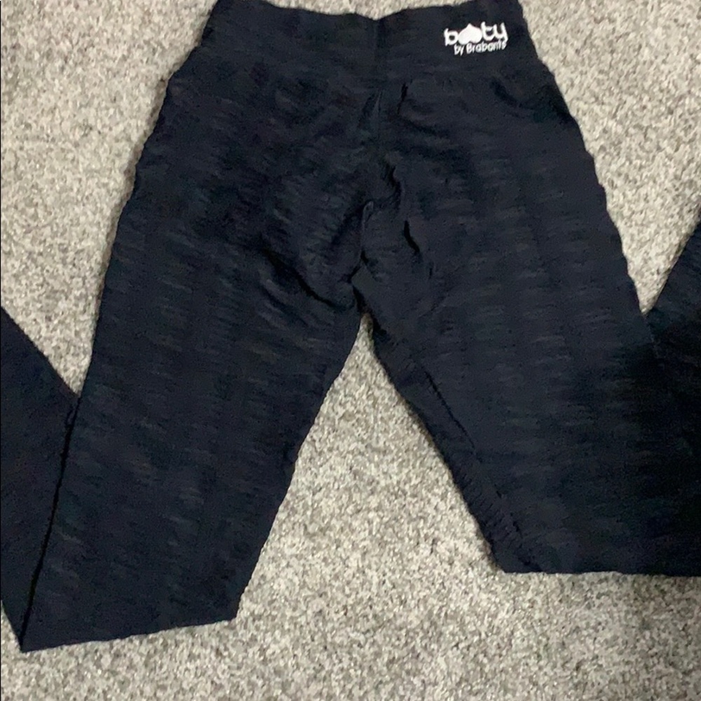 Black leggings